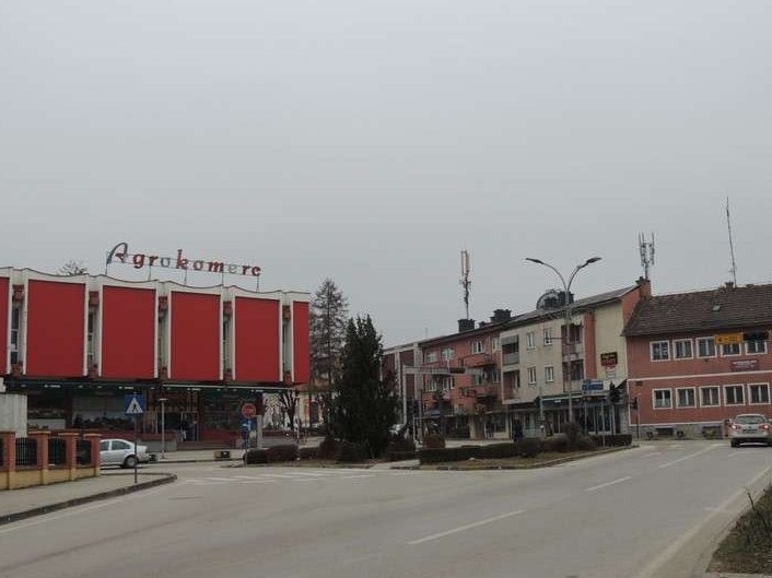 Abdićevi "autonomaši" osuđeni na 19 i po godina zatvora za zločine u Velikoj Kladuši