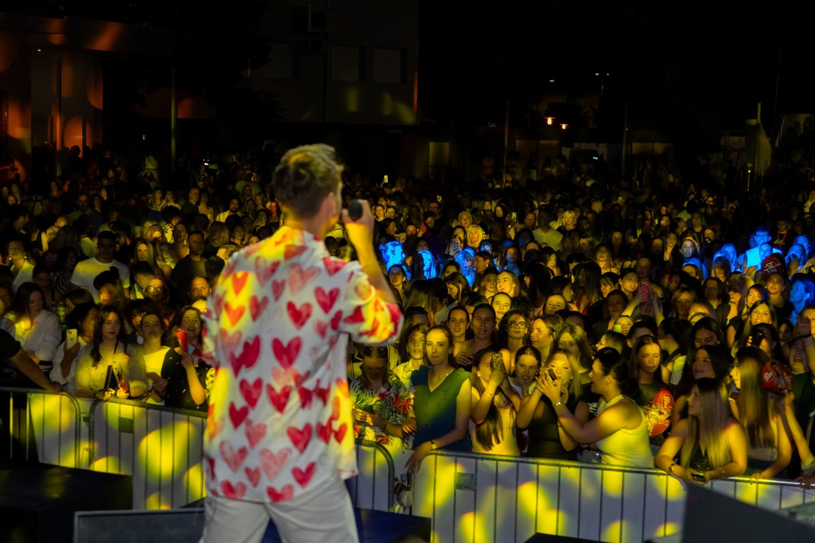 Adi Šoše oduševio Mostarce: Koncert karijere u rodnom gradu
