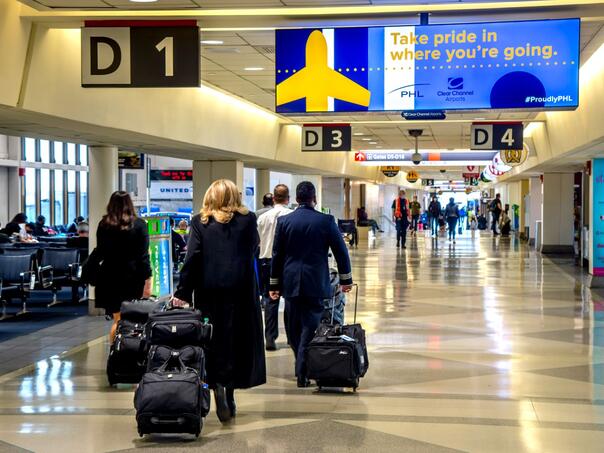 AI će kontrolisati zračni saobraćaj: SAD uvode novi sistem na tri aerodroma