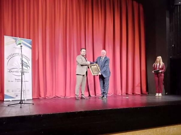 Akademik Enes Karić dobitnik nagrade "Derviš Sušić" za najbolje književno djelo