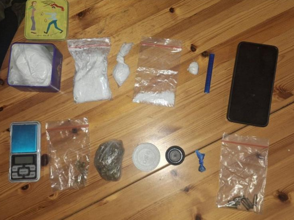 Akcija "Povratnik": Pronađena droga i municija, uhapšen 43-godišnjak