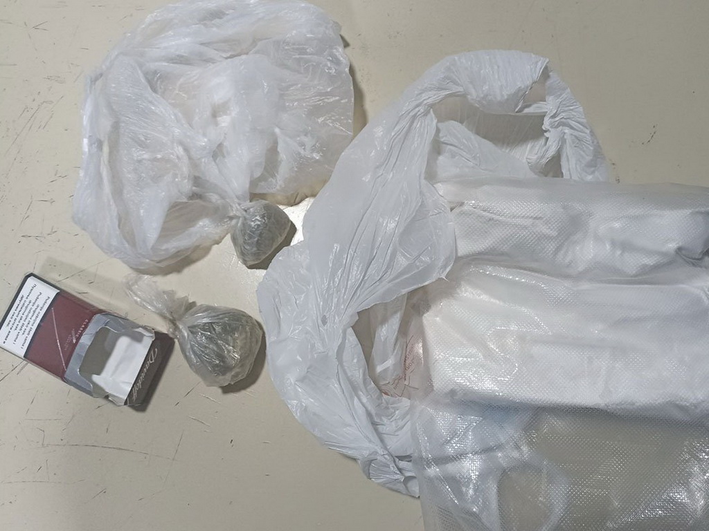 Akcije "Kristal": U autu krio više od kilogram droge