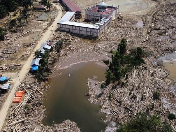 Aktiviralo se veliko klizište: Najmanje sedam poginulih, na desetine nestalih