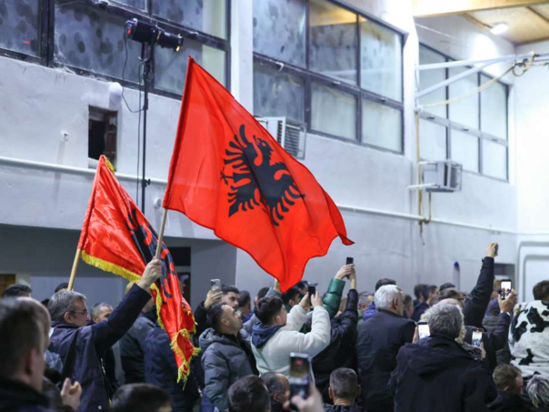 Albanci u Sjevernoj Makedoniji traže poštovanje albanskog jezika