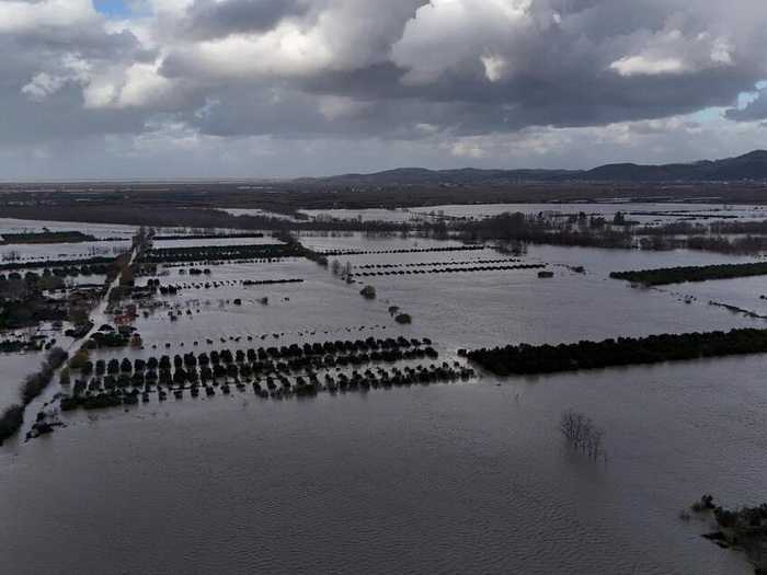 Albanski predsjednik pozvao stanovnike poplavljenih područja da slijede upute za evakuaciju