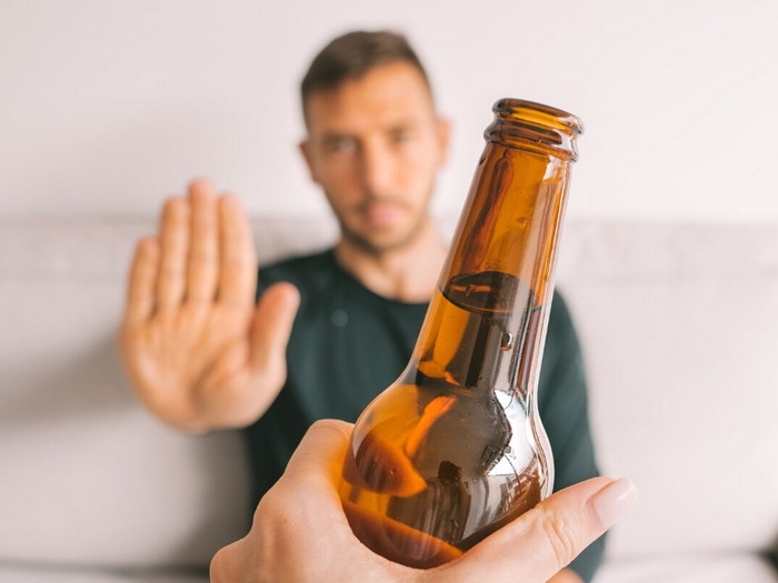 Alkohol i jetra: Koliko pića smije da popije zdrava osoba