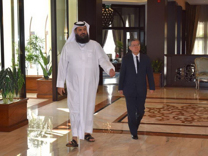 Ambasada Katara otvorila Knjigu žalosti povodom smrti šejha Hamada bin Khalife al-Thanija