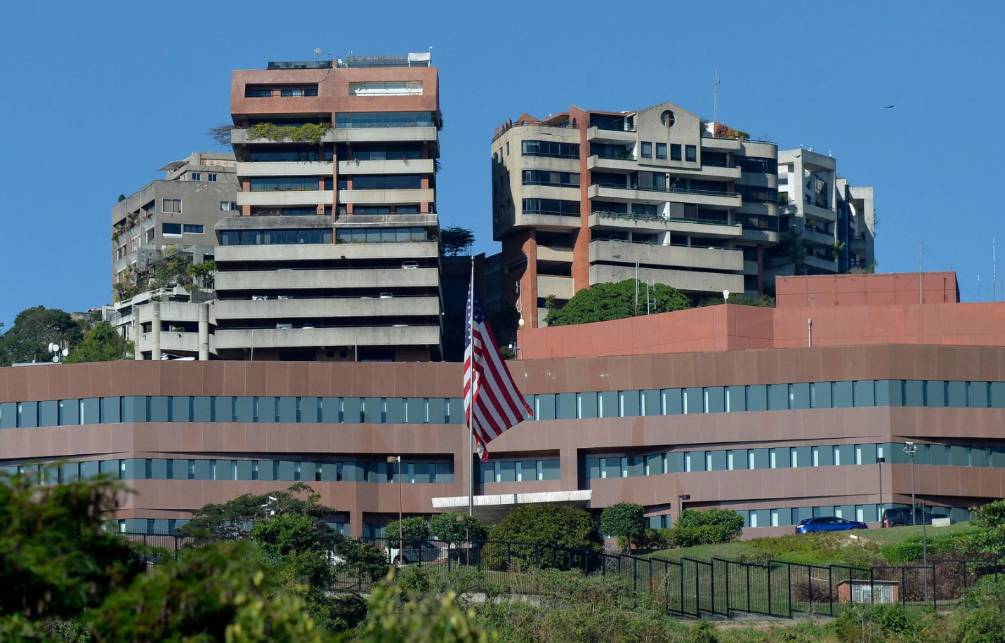 Ambasada SAD-a upozorila Amerikance da ne putuju u Venecuelu