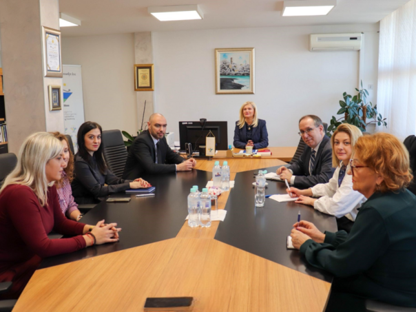 Ambasada SAD i Tužilaštvo USK o borbi protiv organiziranog kriminala