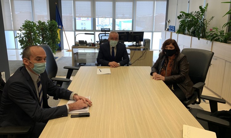 Ambasadorica Tudik s direktorom Ćulumom razgovarala o zajedničkoj saradnji
