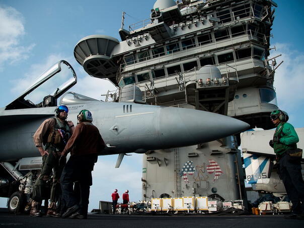 Američki nosač aviona stigao na Bliski istok: Sprema li se napad na Iran?