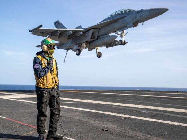 Američki nosač aviona Gerald R. Ford vratio se u pomorsku bazu na Kreti