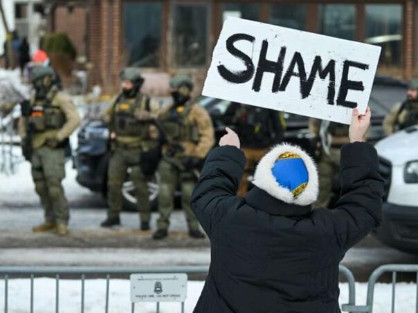 Amerika pokreće istragu o ubistvu žene agenta ICE-a