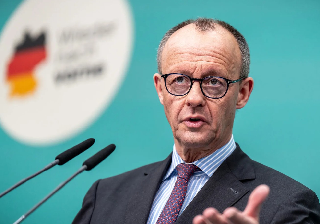 Ankete: Samo 18 posto Njemaca bi Merza ponovno za kancelara