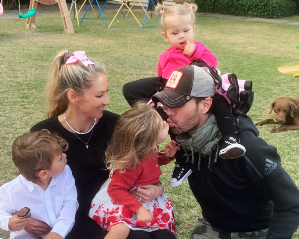 Anna Kournikova rodila četvrto dijete Iglesiasu