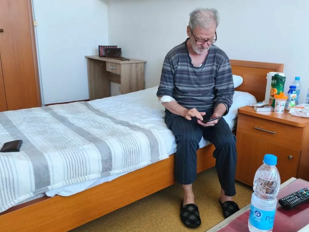 Asim Brkan se oglasio nakon što je hospitalizovan zbog srčanih problema