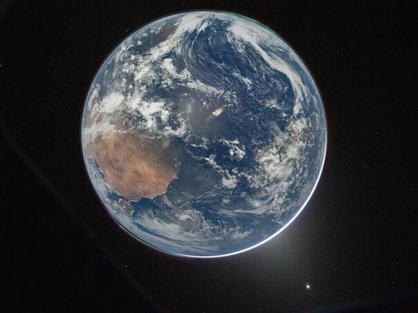 Astronauti u Artemisu II poslali novu sliku Zemlje iz svemira