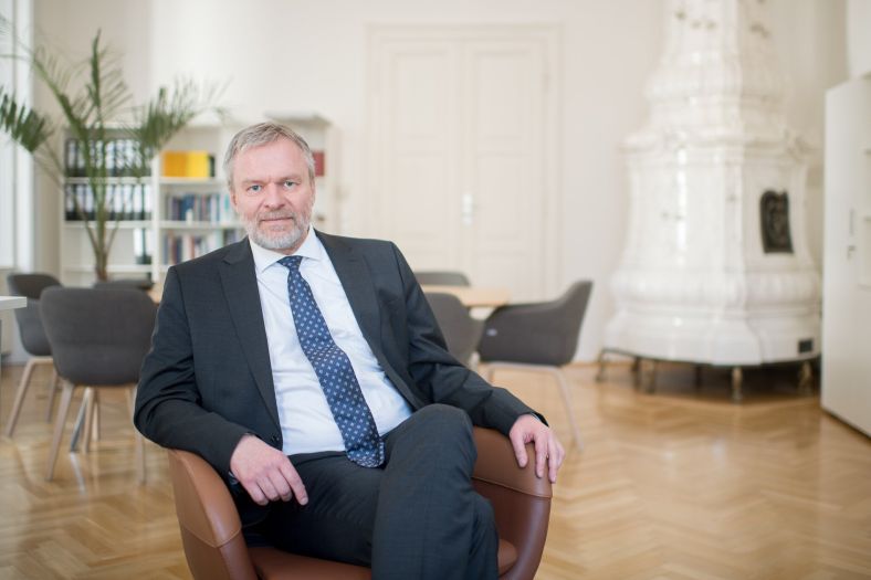 Austrijski europarlamentarac dao otkaz zbog skandala na internetu
