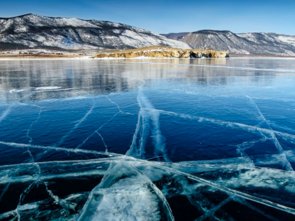 Autobus s kineskim turistima potonuo u Bajkalsko jezero