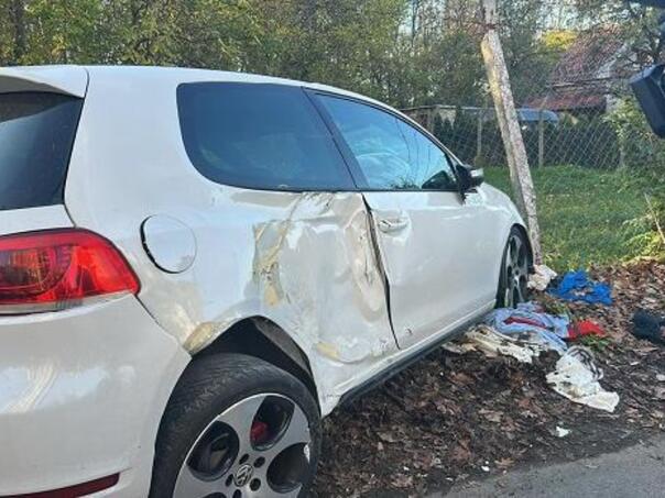 Autom uletio u grupu uličnih prodavača u Beogradu