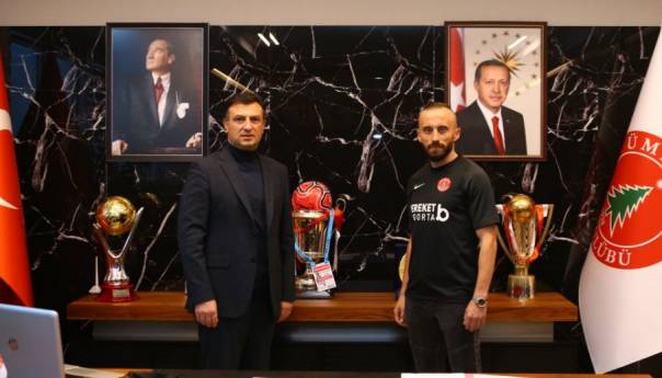 Avdija Vršajević potpisao za Umraniyespor