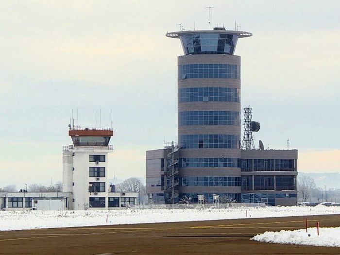 Avion umjesto u Banjaluku sletio u Zagreb