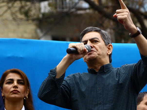 Azerbejdžanski opozicioni lider stavljen u pritvor zbog navodnog pokušaja državnog udara