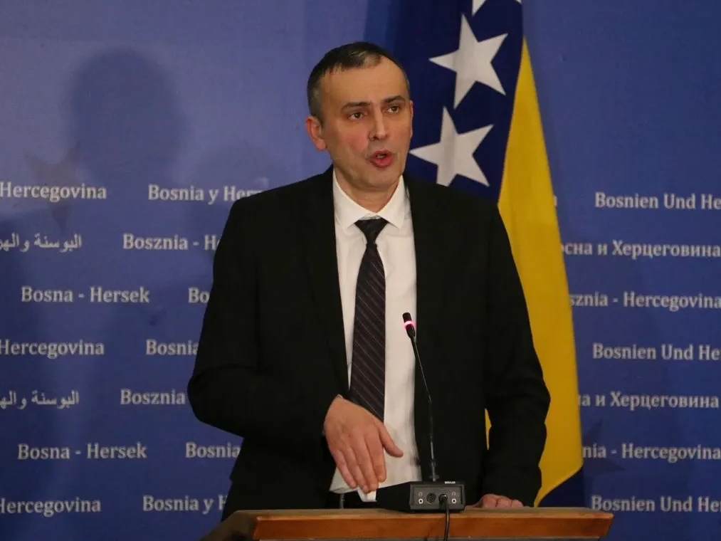 Babalj pozvao glasače: Uzmite pare koje vam daju, a glasajte po svojoj savjesti