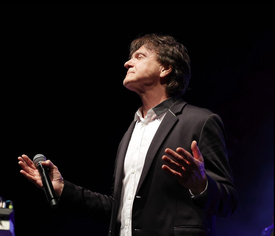 Bačena bomba na kuću Zdravka Čolića, pjevač bio u kući s porodicom