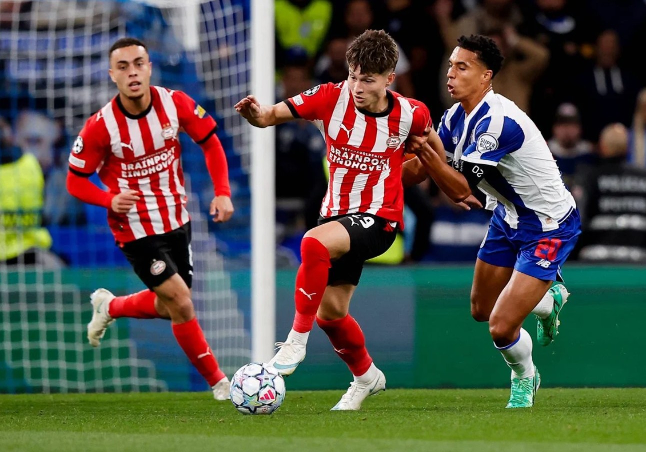 Bajraktarević briljirao na Dragau: PSV srušio Porto, bh. reprezentativac bio nadomak gola