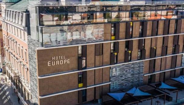 Bajrović: Nismo otpustili sve radnike u hotelima "Evropa" i "Holiday