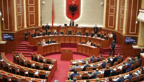 BANA i IGK uputili protestno pismo Albaniji zbog neusvajanja Rezolucije o Srebrenici