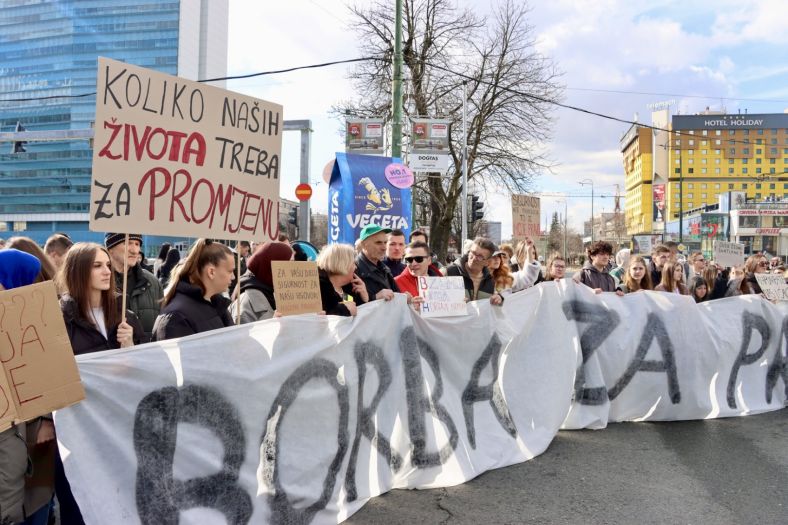 Banjalučani uz Sarajlije: Ne pristajemo na podjele i sistem koji nas ubija