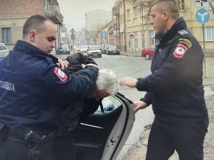 Banjalučanin osumnjičen za pedofiliju predat Tužilaštvu u Bijeljini