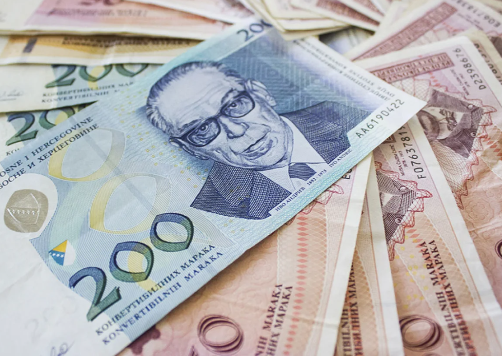 Banjalučanka prisvojila kovertu sa novcem koju je našla: Uhapšena je