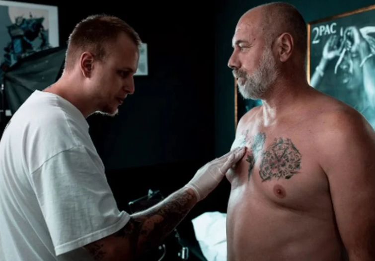 Barbarez se tetovirao prije odlaska na SP: Šta mu je nacrtao tattoo majstor?