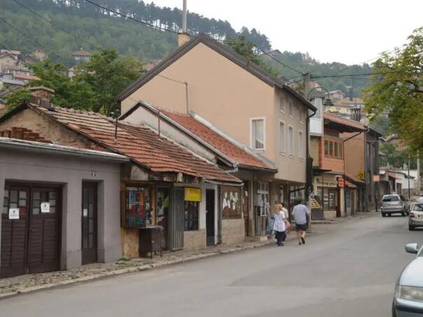 Bačena ručna bomba na porodičnu kuću u Sarajevu