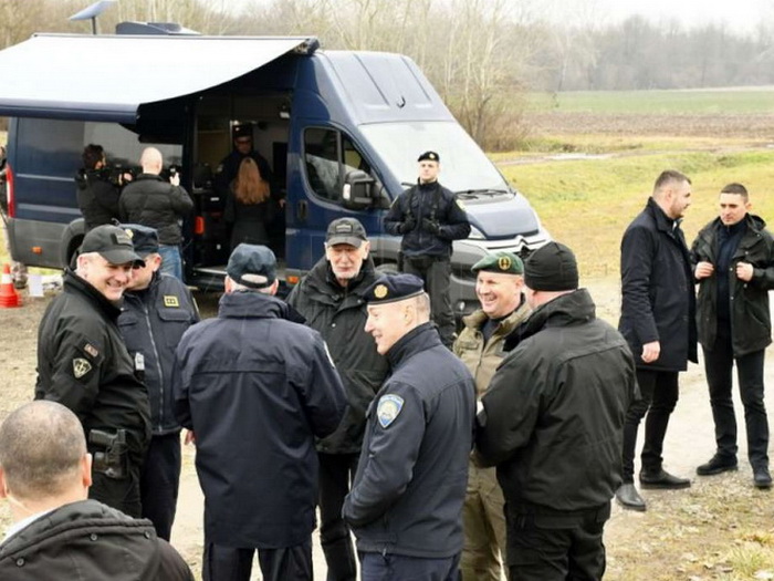 Bavarski ministar unutrašnjih poslova s Božinovićem na granici s BiH