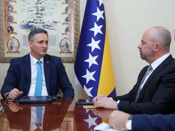 Bećirović s Ginkelom: Izgradnja stabilnosti, mira i ekonomskog prosperiteta nema alternativu