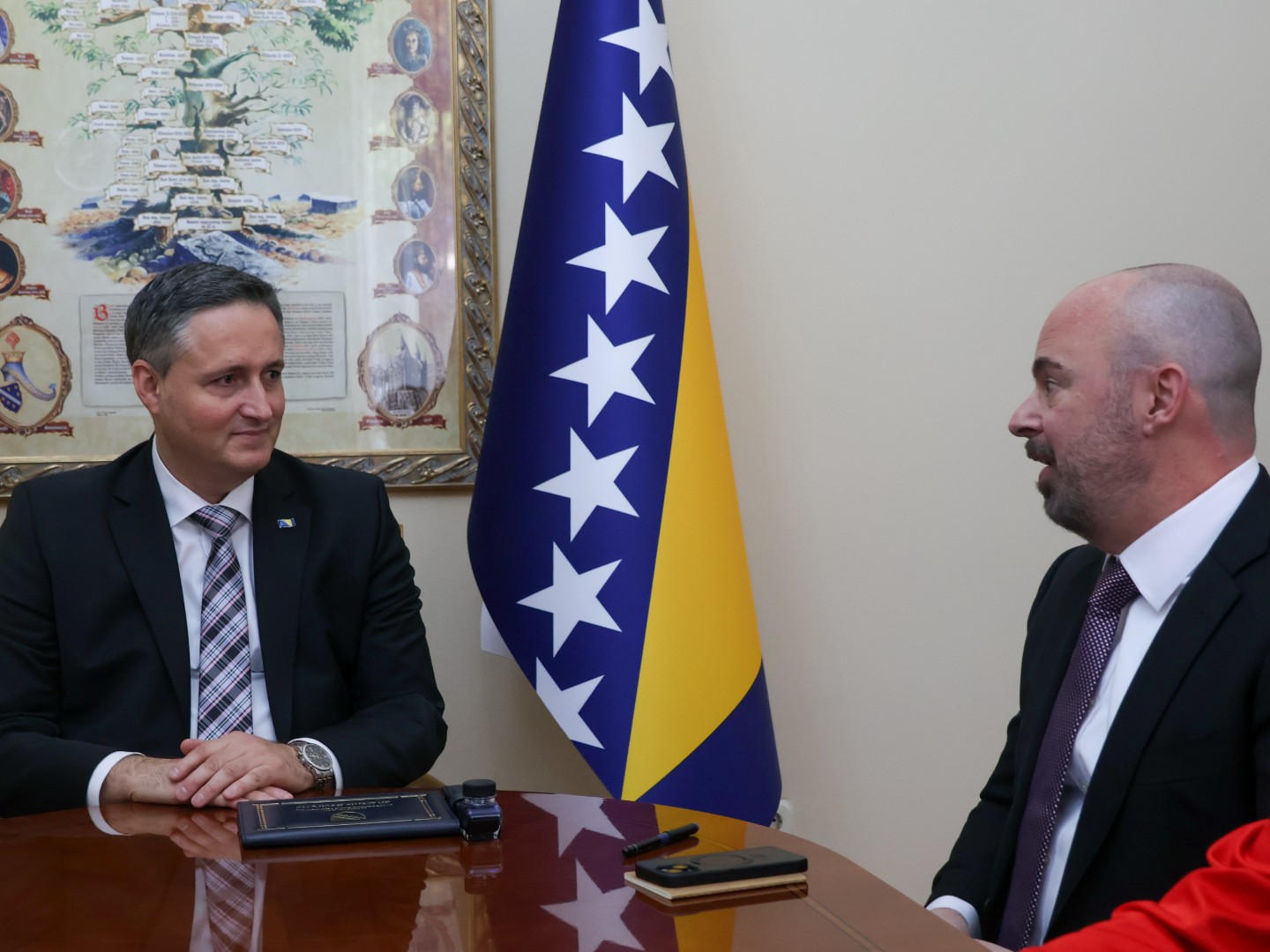 Bećirović s Ginkelom o izborima, planovima SAD u BiH...
