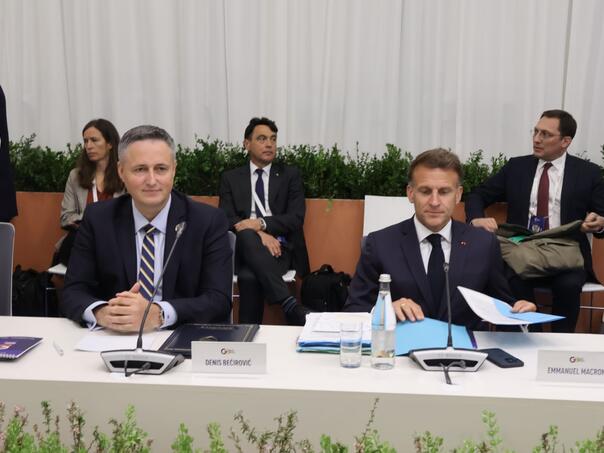 Bećirović: Razaranje države počinje dezinformacijama, a završava nasiljem