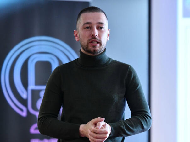 Begić prvo proglasio pobjedu, pa priznao poraz: Čestitam Balučkiću!