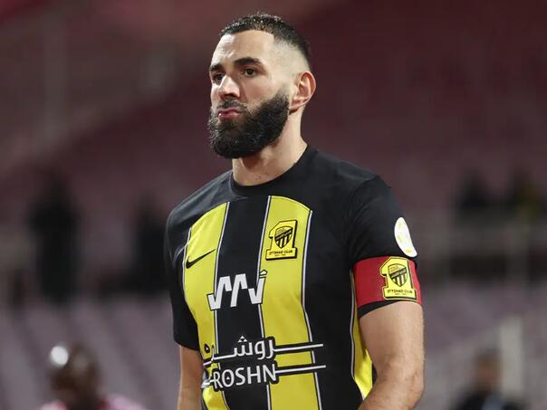 Benzema nakon "uvrede s ugovorom" napustio prvu ekipu i sam trenira