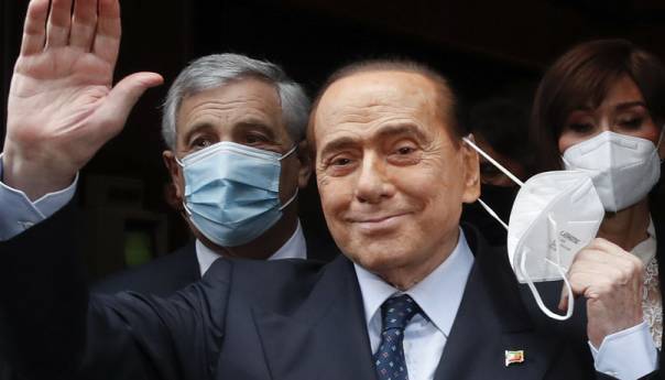 Berluskoni se neće kandidovati za predsjednika