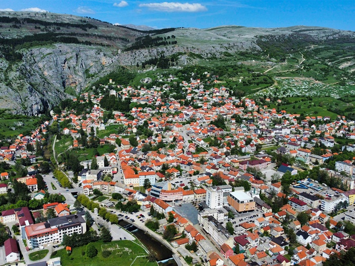 Besplatan internet stigao i u Livno: Wi-Fi u centru grada, širi se i na druge općine