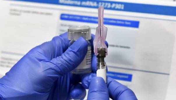 Bez većih nuspojava kod cjepiva, godinu dana "sigurnosti"