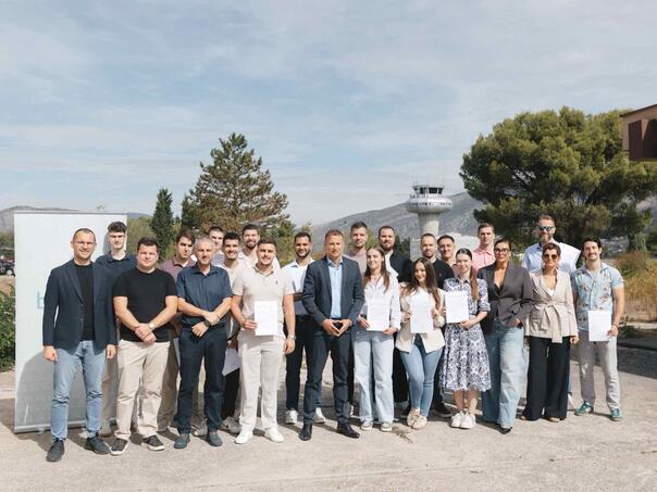 BHANSA obučila prvu generaciju kontrolora leta