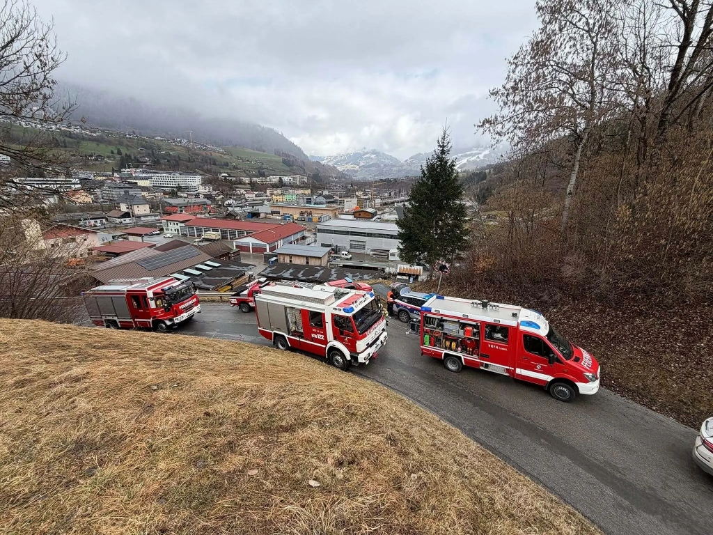 Biciklista (26) poginuo u Austriji, podletio pod šleper vozača iz BiH