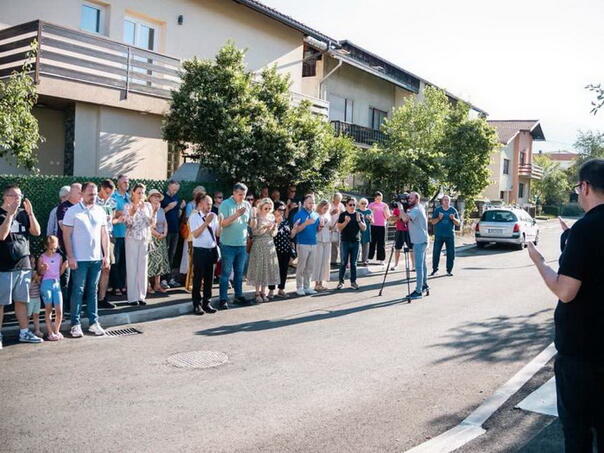 Bihać obilježio 34. godišnjicu pogibije četiri djevojčice, među prvim civilnim žrtvama rata