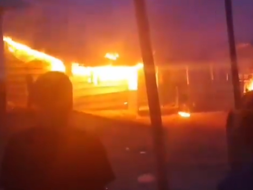 Bijesni demonstranti zapalili centar za ebolu, pobjegli zaraženi pacijenti